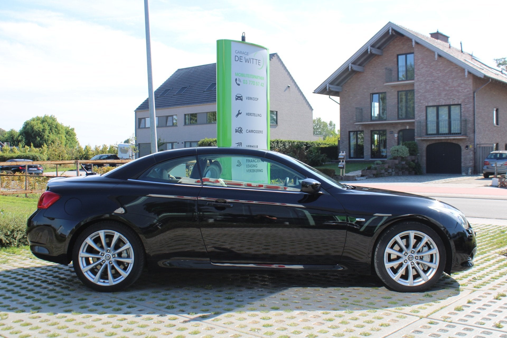 Infiniti G 37 GT Cabrio (bj 2011, automaat), Auto's, Automaat, Overige kleuren, Cabriolet, 1898 kg