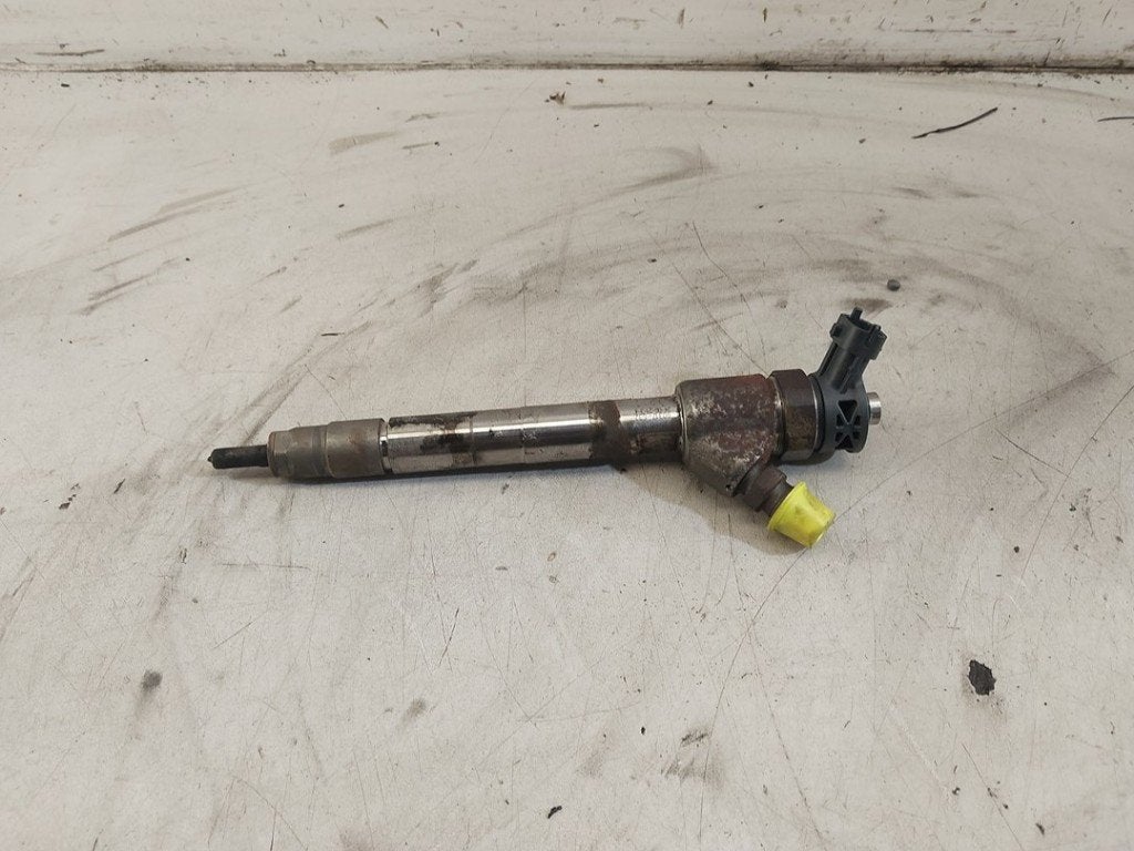 INJECTEUR FAP Opel Combo Cargo (|9828959880|1637131380|), Autos : Pièces & Accessoires, Robert Bosch AG, Opel, Utilisé, Robert-Bosch-Allee 1
74232  Abstatt, DE