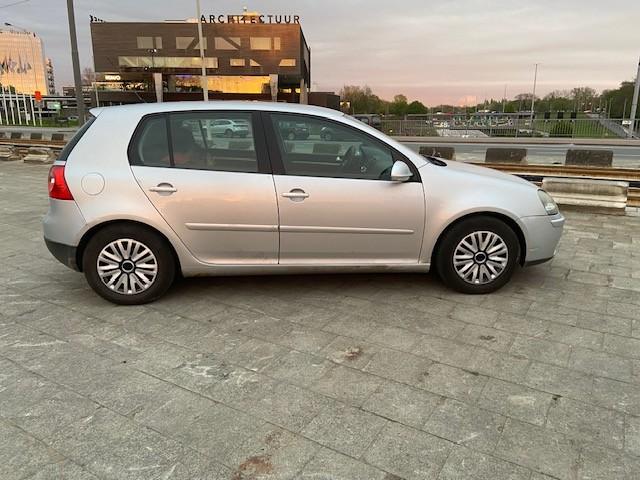 VW Golf 5, essence, 1,6 cc, à partir de 2007 euro 4, Achat, Boîte manuelle, Air conditionné, 5 portes