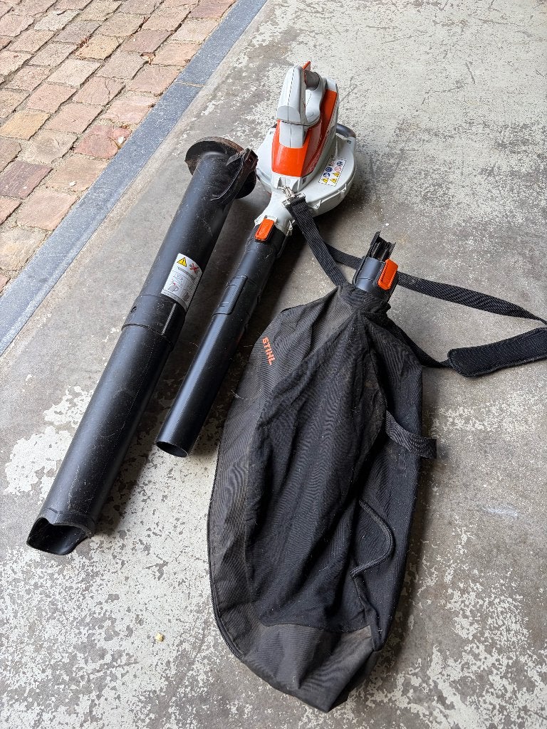 bladvacuümblower, Tuin en Terras, Ophalen, Gebruikt, Met opvangzak, STIHL