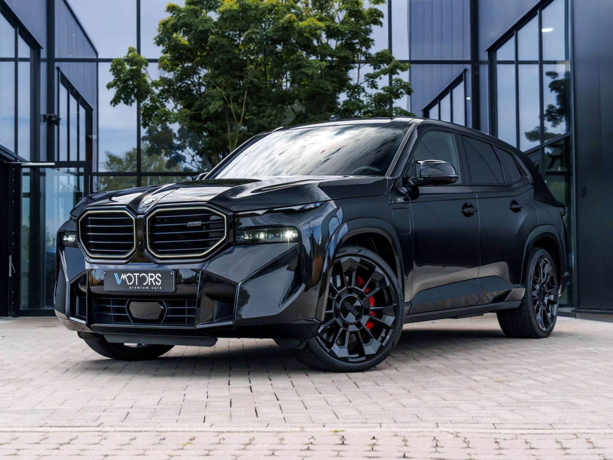 BMW XM PHEV 50e - B&W - Massage - 23" velgen - Ventilatie -, Automaat, Gebruikt, Zwart, 5 zetels