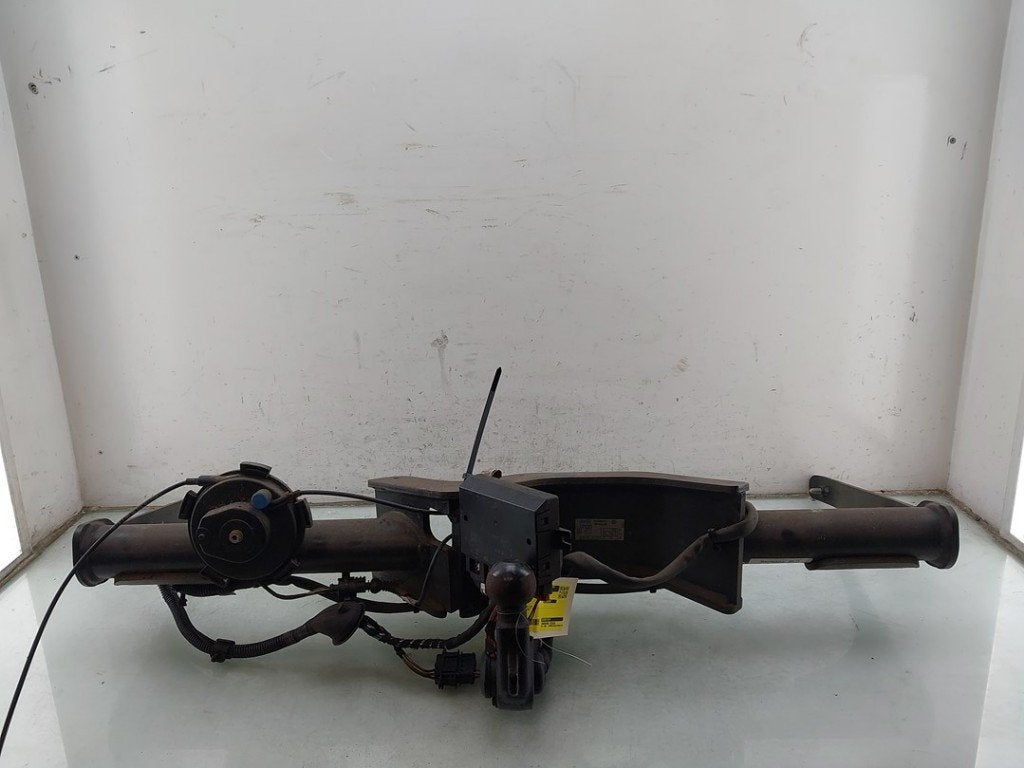 ATTELAGE REMORQUE Volkswagen Golf Sportsvan (AUVS), Volkswagen, Volkswagen AG, Utilisé, Kundenbetreuung@volkswagen.de