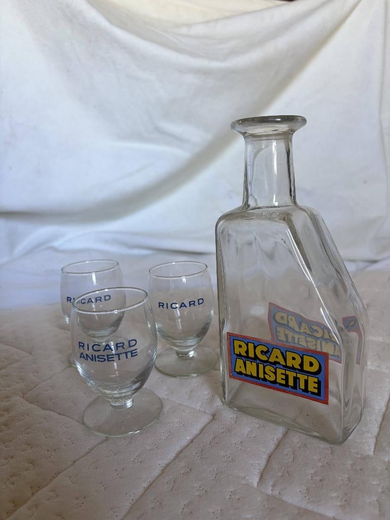 Ricard Anisette vintage fles met 3 bijpassende glazen, Verzamelen, Ophalen of Verzenden, Gebruikt, Borrel- of Shotglas