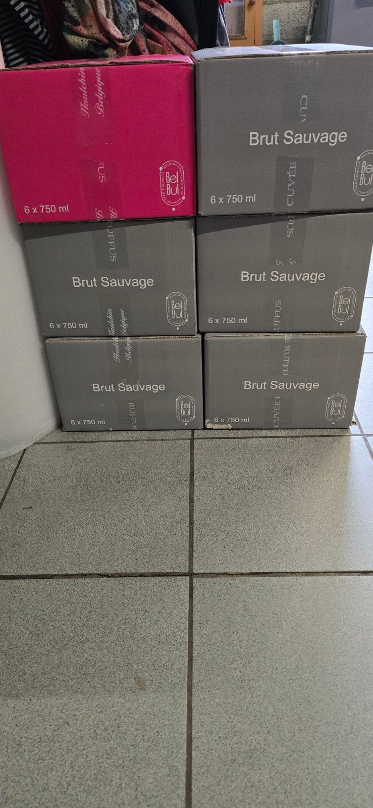 Ruffus, Collections, Vins, Enlèvement