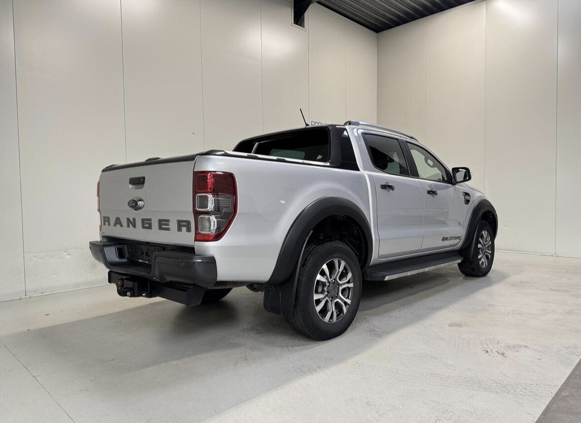 Ford Ranger 3.2 TDCi Autom. - Wildtrack - DubCab - Topstaat!, Auto's, Ford, 4 deurs, 0 kg, https://public.car-pass.be/vhr/4d50aa5b-c00c-4c68-b4e2-73eff0b97de0