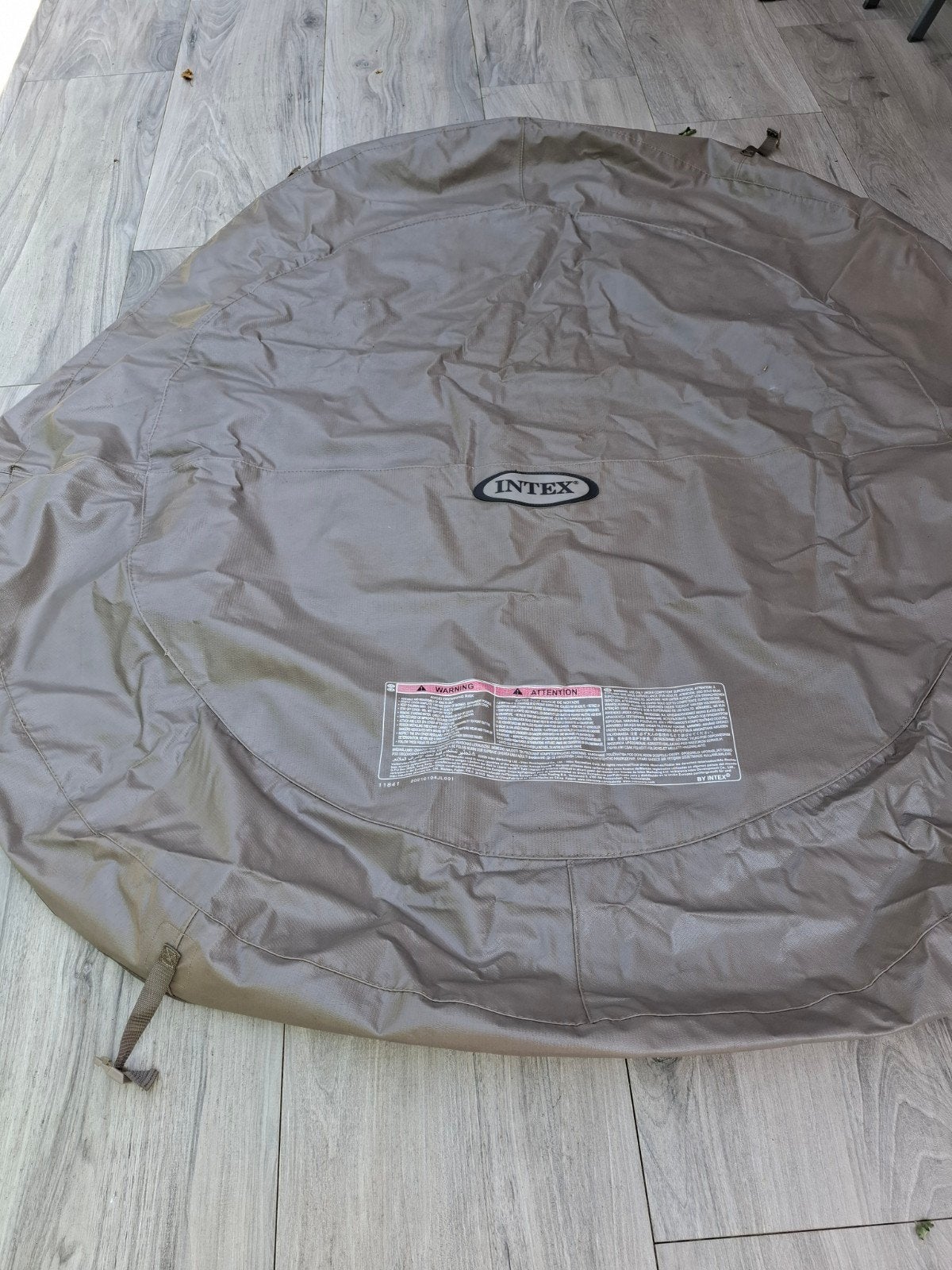 Hoes voor opblaasbare jacuzzi, Ophalen