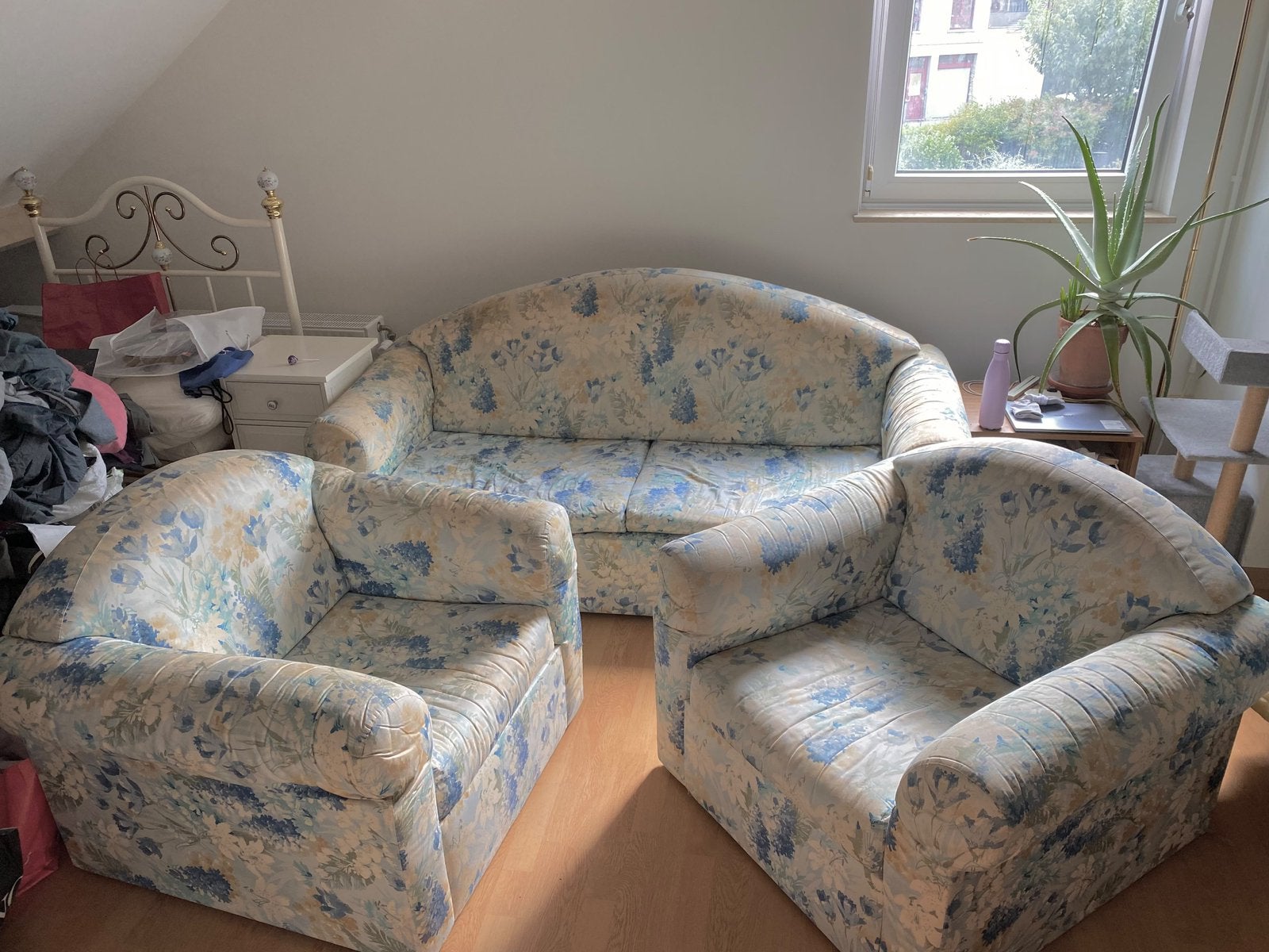 Gratuit : ensemble canapé 3 places et 2 fauteuils, Maison & Meubles, Enlèvement, Utilisé, Tissus, Anglais