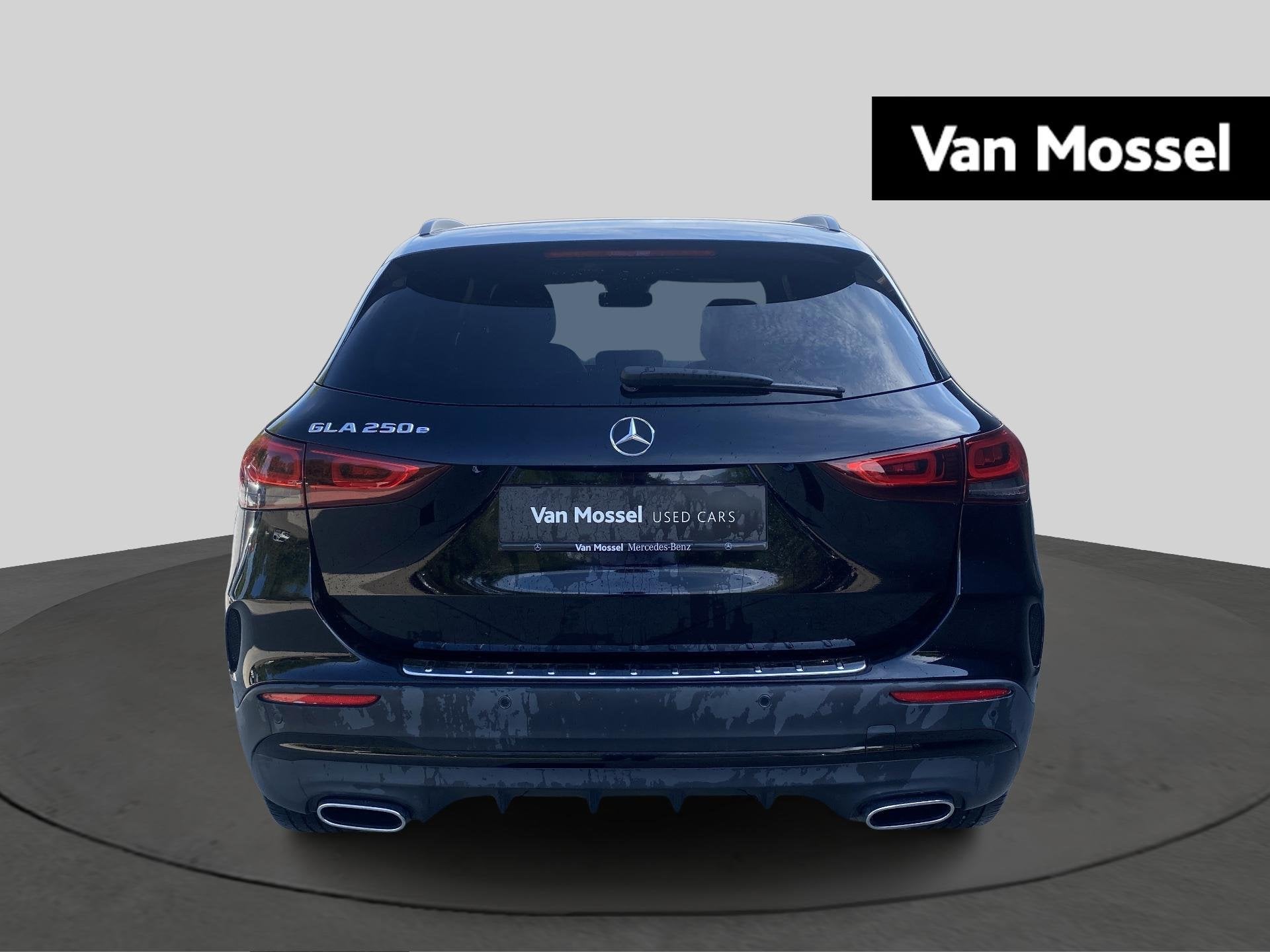 Mercedes-Benz GLA 250 e AMG Line + LEDER + MEMORY + CARPLAY, Autos, Achat, Euro 6, 16 kWh, Noir
