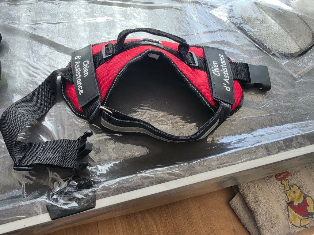 1 Harnais pour chien auto-agrippantes Taille L ---- 9 euros, Animaux & Accessoires, Enlèvement, Comme neuf, Harnais pour chien