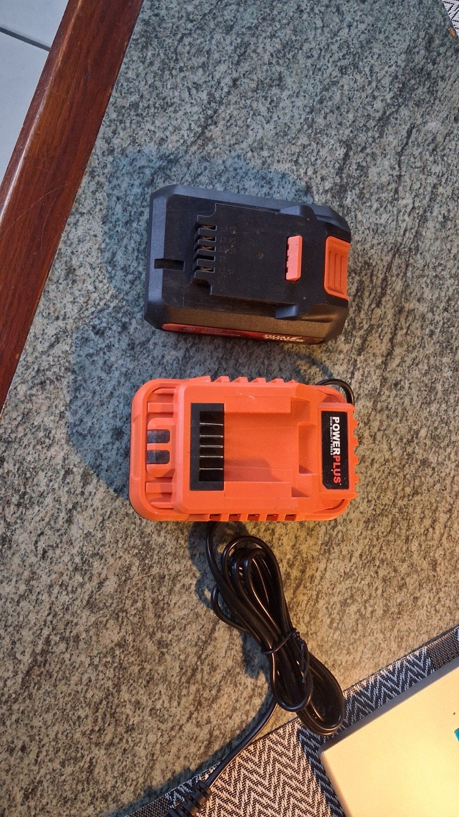battery +lader powerplus, Ophalen, Nieuw, Oplaadbaar