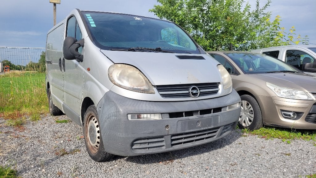 opel vivaro 1.9d TREKHAAK OHBOEK 2003, Auto's, Stof, 4 cilinders, Bedrijf, Elektrische ramen