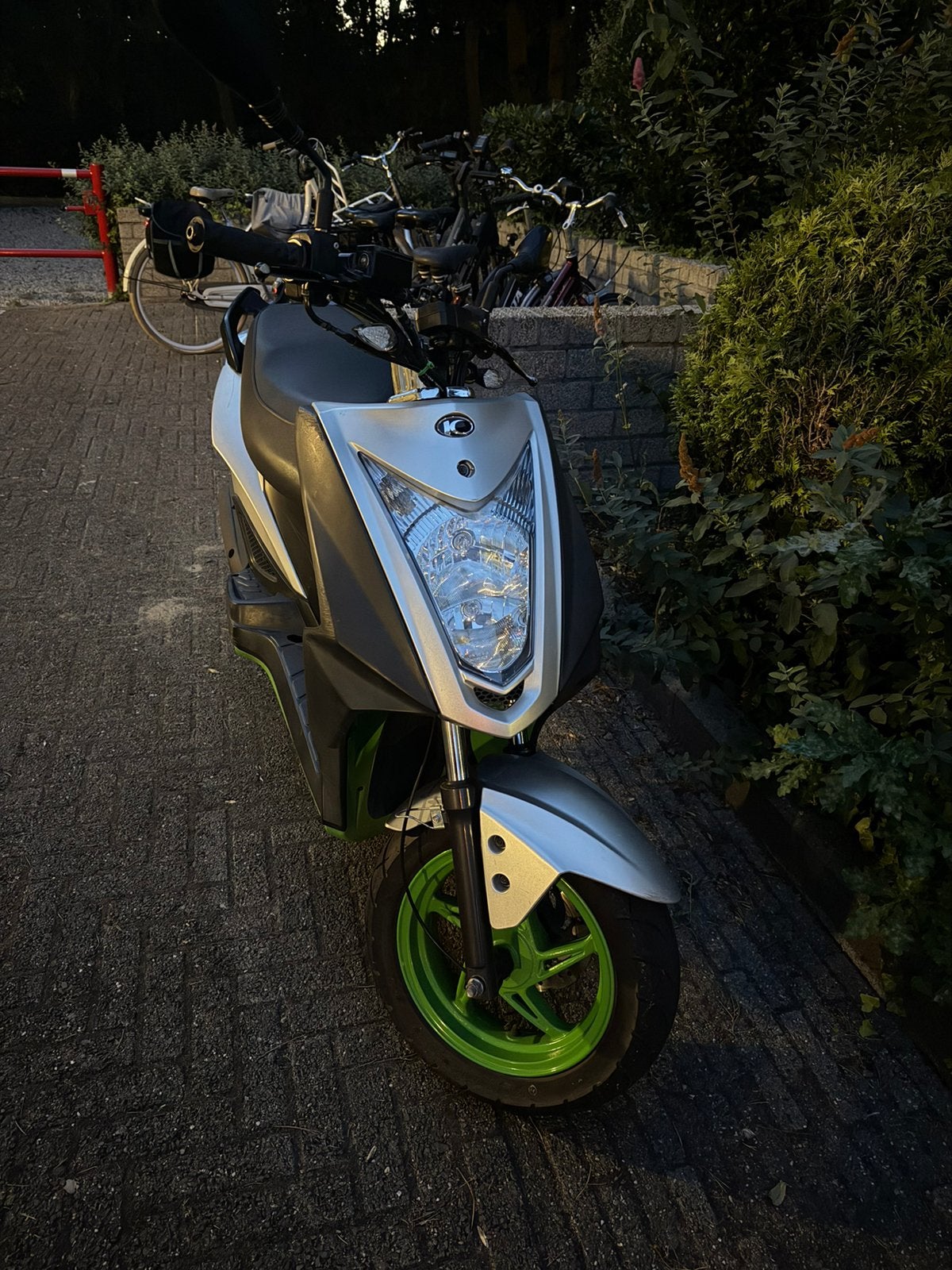 Kymco Agility RS Naked 50cc 4T, Ophalen, Gebruikt, Klasse A (25 km/u), 50 cc