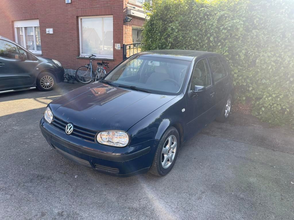 Volkswagen Golf 4 2.0i 85kw 2002 Airco, Auto's, Blauw, Bedrijf, 5 deurs, Handgeschakeld