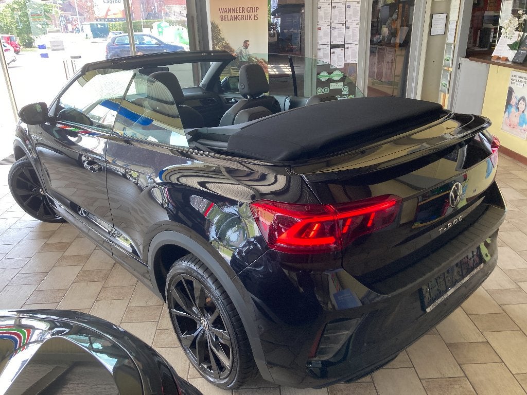 T-Roc Cabrio R-LINE -AUTOMAAT -LEDER -BlackPack -Alu19 -Full, 1498 cc, 4 cilinders, Cabriolet, Zwart