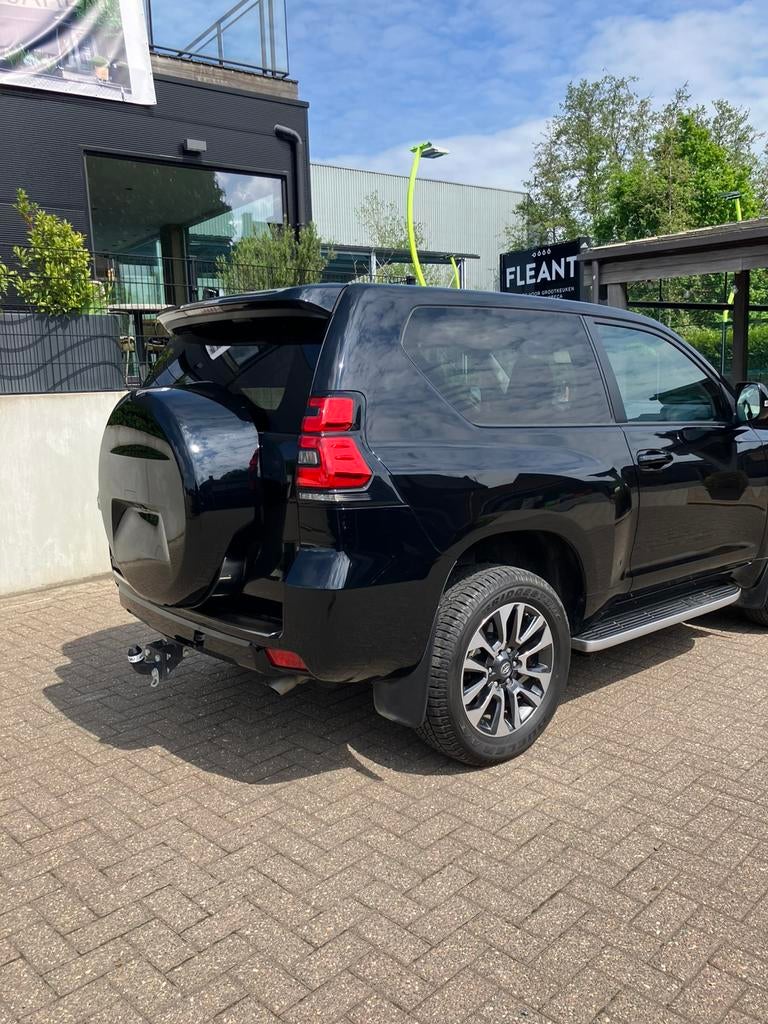 Toyota landcruiser 3 deurs, Auto's, Automaat, Stof, 4 cilinders, Zwart