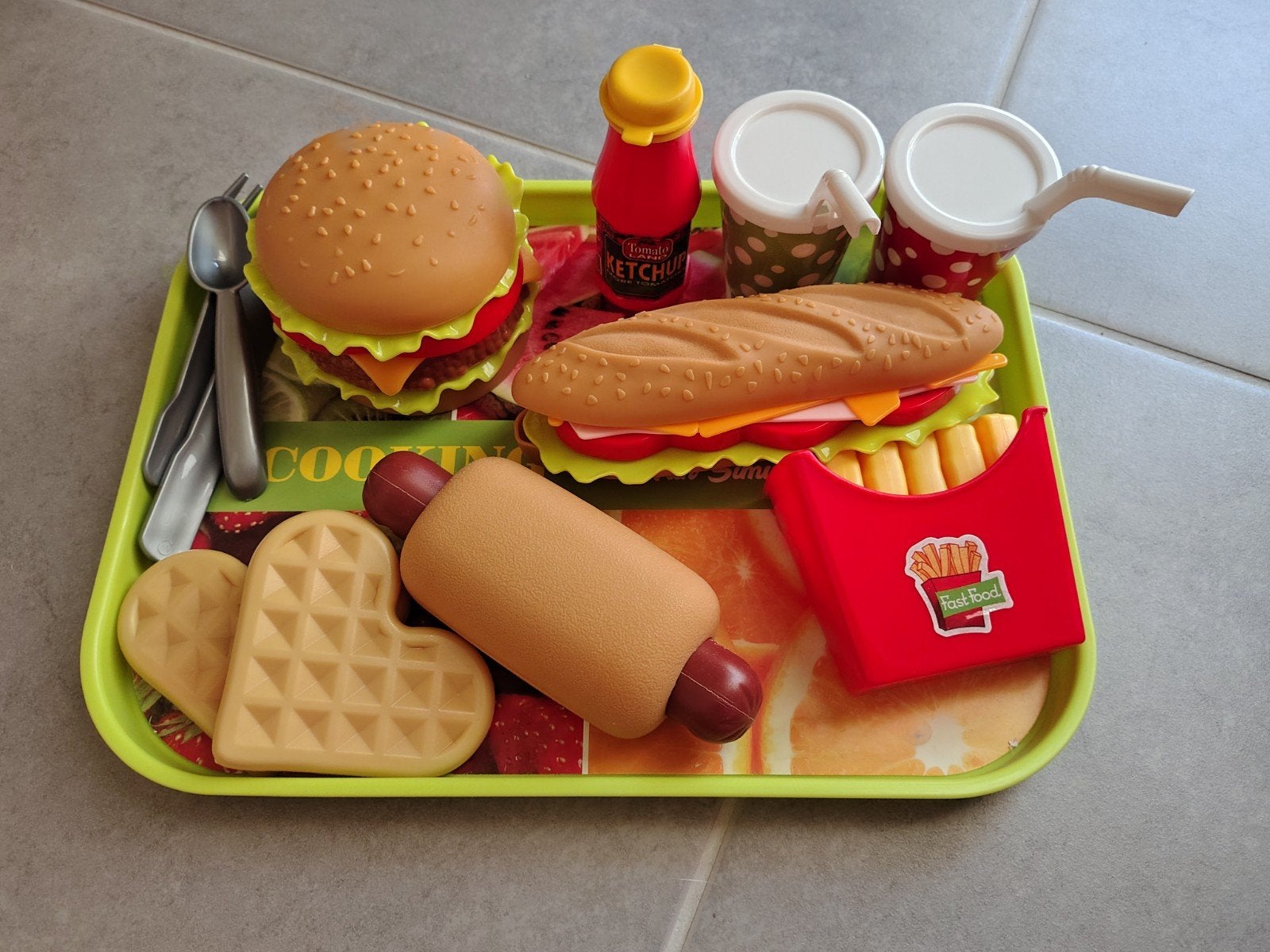 Verschillende speelsets eten, Kinderen en Baby's, Speelgoed | Speelkeukens, Ophalen