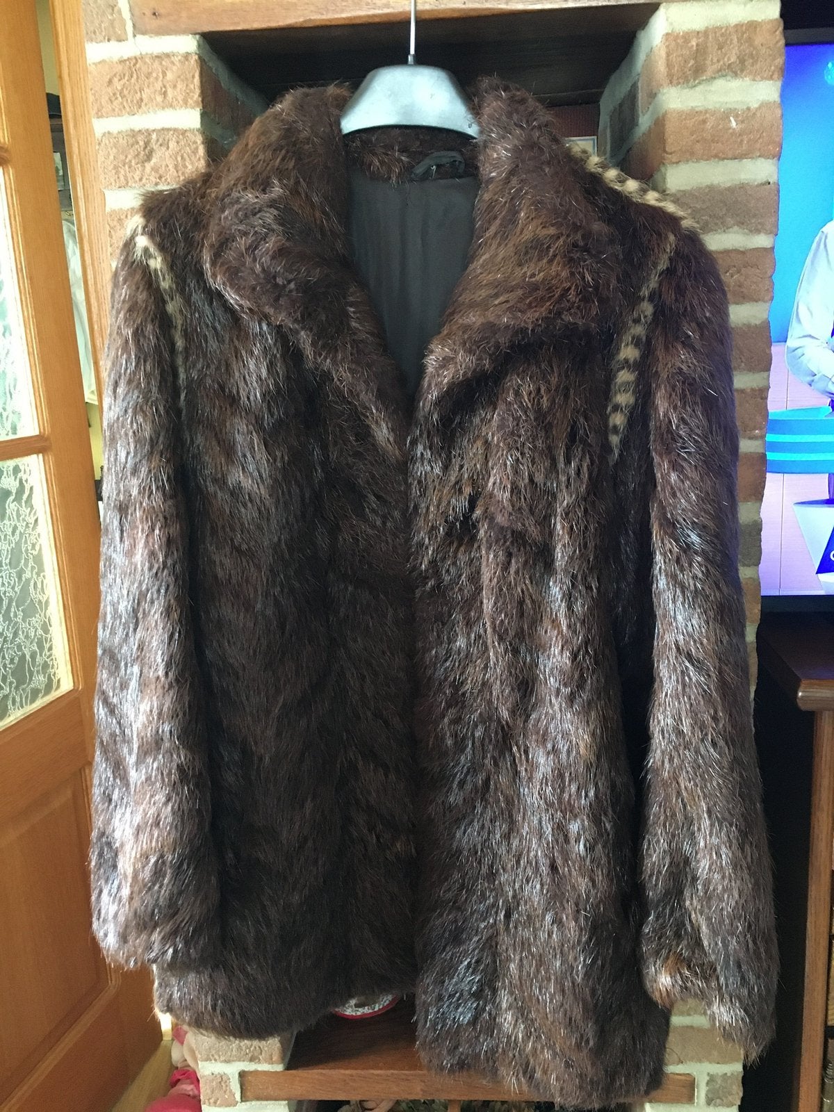 Mooi bontjack van imitatiebont voor dames maat 42-44, Kleding | Dames, Jassen | Winter, Ophalen of Verzenden, Gedragen, Maat 42/44 (L)