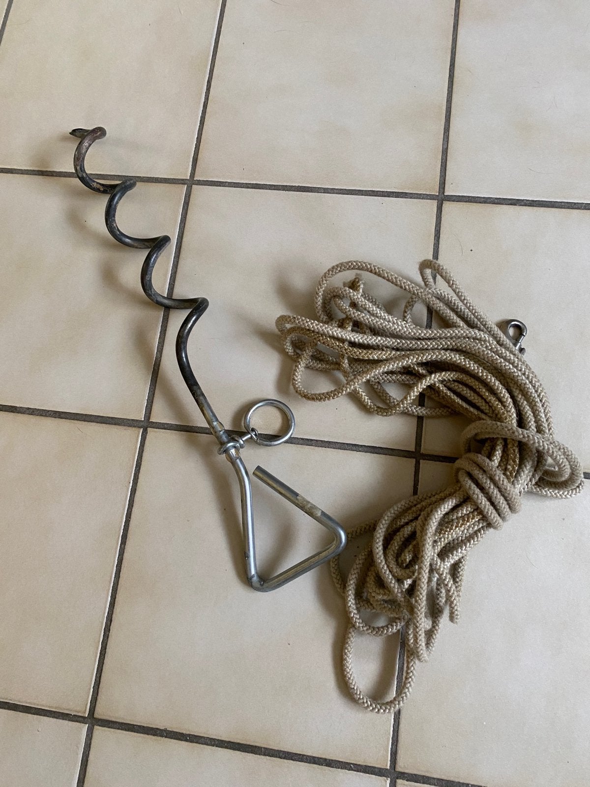 Vastlegspiraal/grondpen met koord, Ophalen, Gebruikt, Hondenriem-accessoire