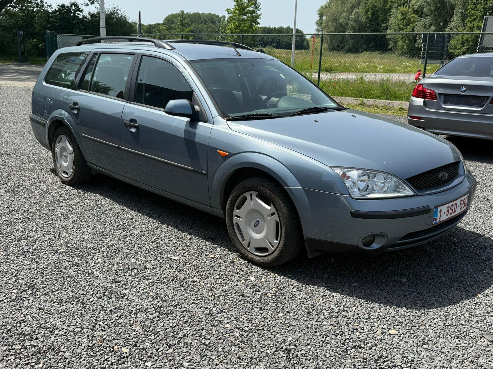 Ford Mondeo 1.8i 2001/212000 km, Auto's, Mondeo, https://public.car-pass.be/vhr/4ec1d64f-8879-43e1-8f37-7f9da2ab9af9, Bedrijf