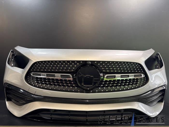 Pare-chocs avant d'un Mercedes GLA (9775), 3 mois de garantie, Utilisé, -, -