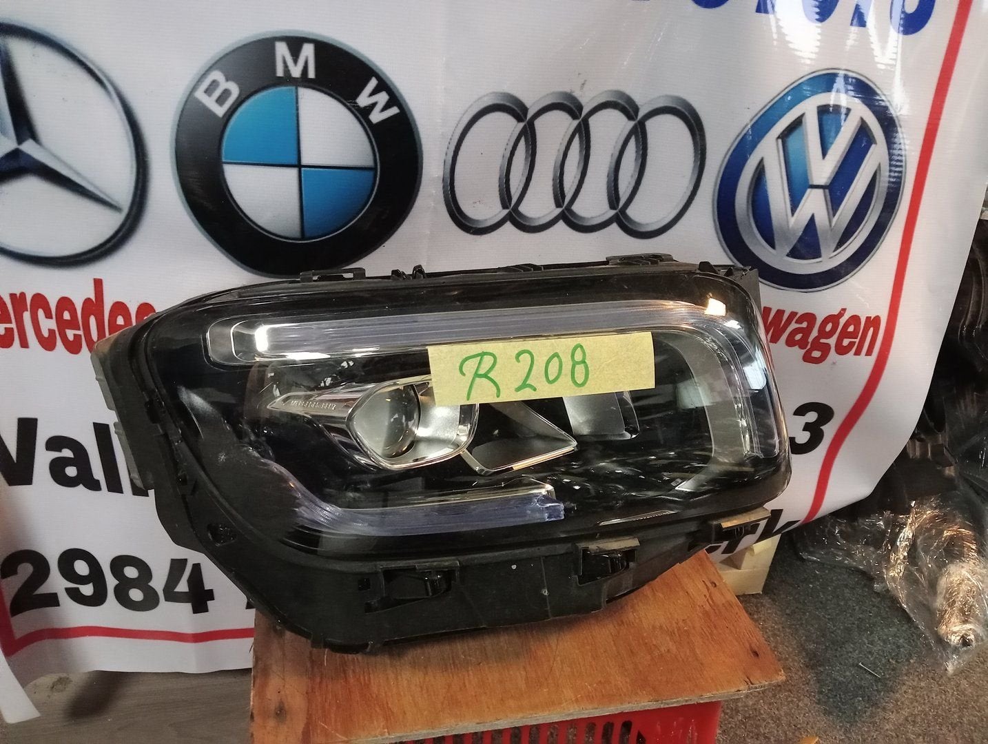 Mercedes GLB W247 KOPLAMP RECHTS 2019-2022 origineel A247906, Gebruikt, -, Ophalen of Verzenden, -