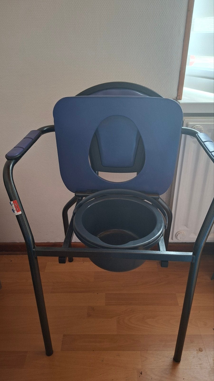 chaise percée, Divers, Enlèvement, Comme neuf