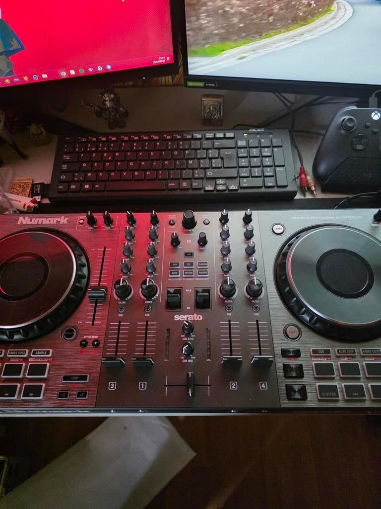 Numark ns4fx serato dj controller, Muziek en Instrumenten, Ophalen, Numark