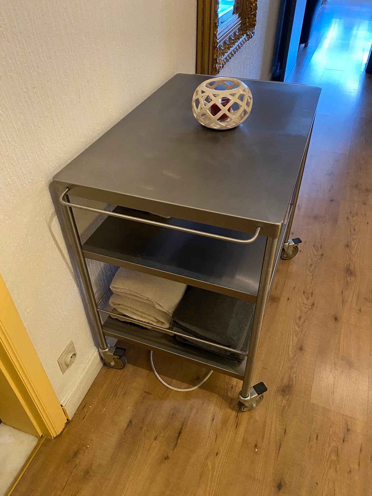 Tafel met wieltjes, Ophalen, Gebruikt, Inox Meubilair