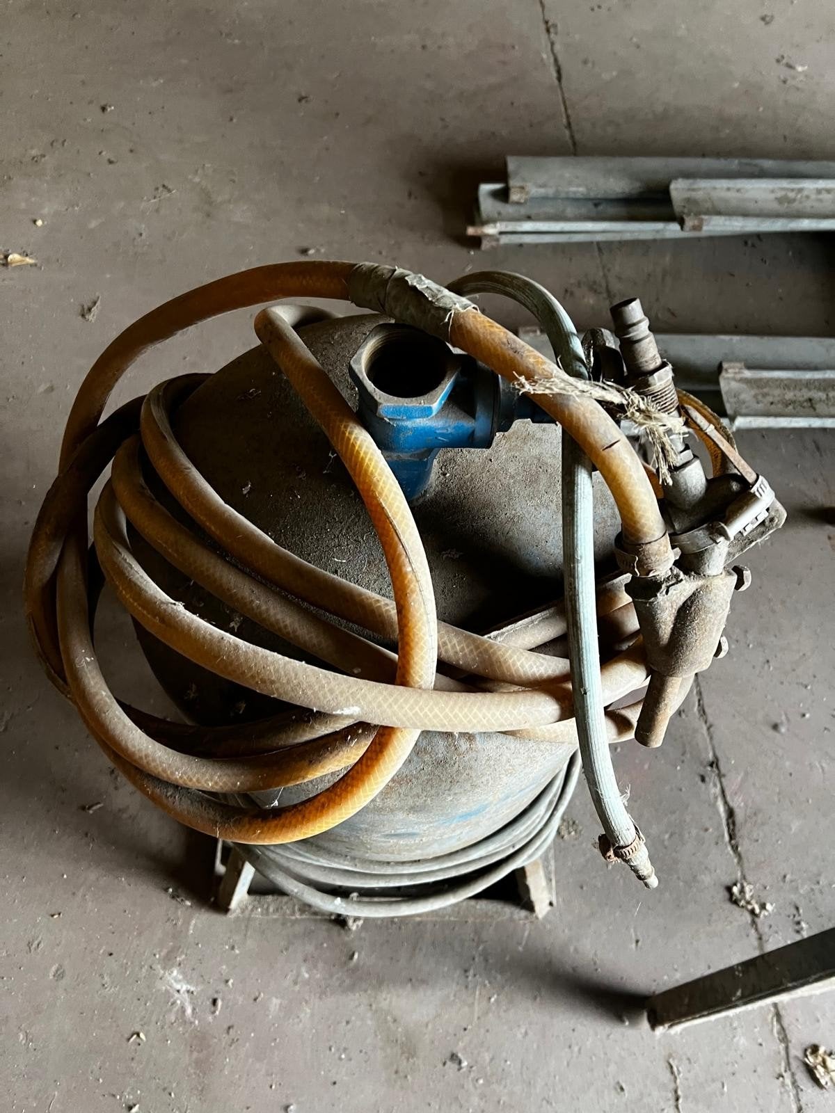 zandstraal  ton, Bricolage & Construction, Enlèvement, Utilisé