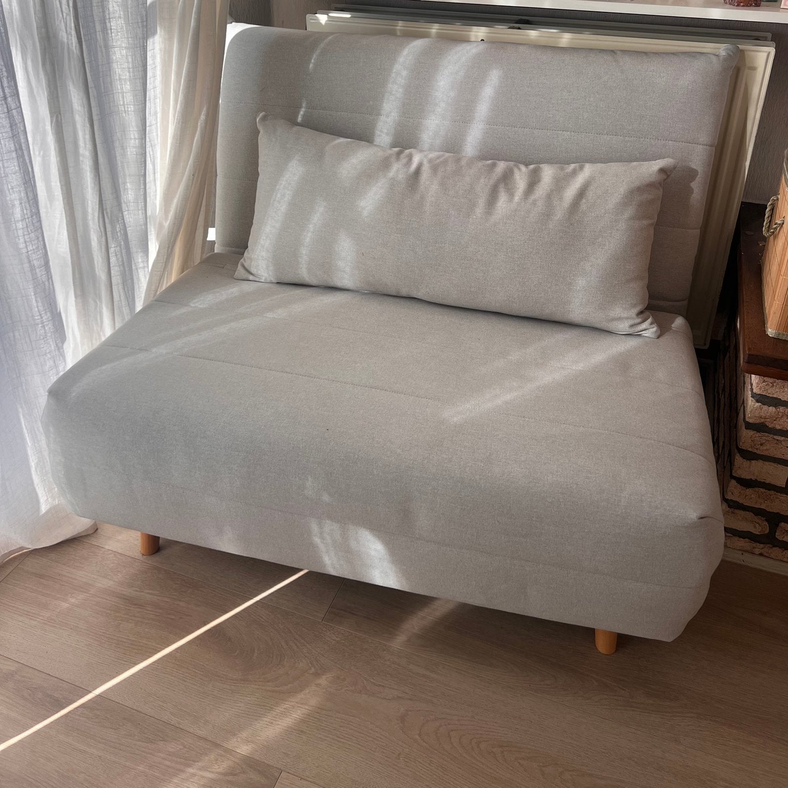 SKLUM slaapzetel – Lichtgrijs – Uitklapbaar – 120 cm, Huis en Inrichting, Ophalen, Zo goed als nieuw