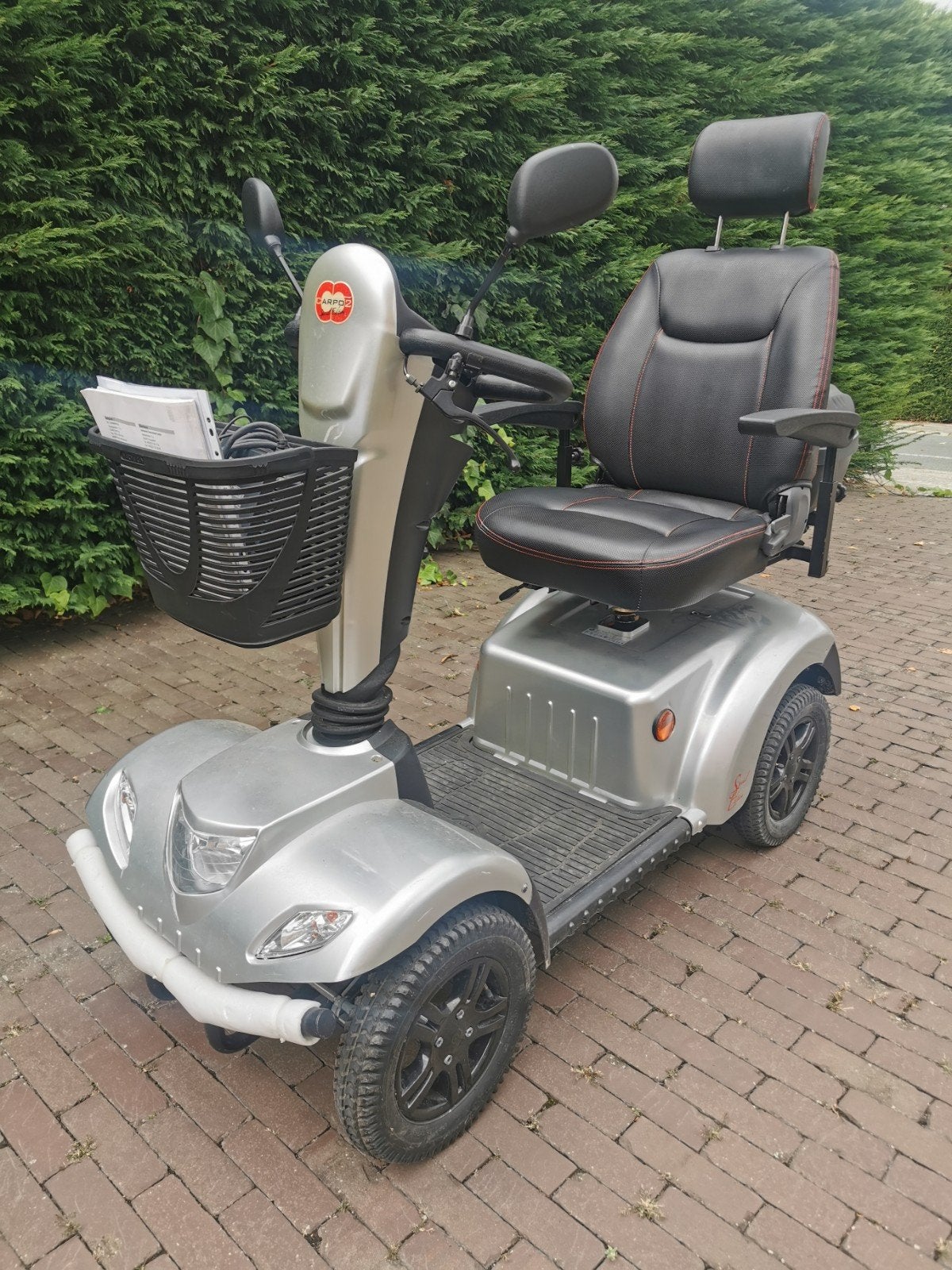 Informations sur le scooter Vermeiren Carpo 2 édition spécia, Divers, Chaises roulantes, Enlèvement ou Envoi, Pliant, Comme neuf