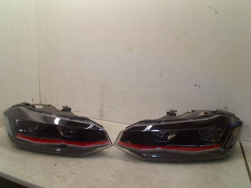 KOPLAMPEN SET GTI Volkswagen Polo VI (AW1) (2G1941773A), Auto-onderdelen, Gebruikt, De Bloemendaal 21 21
5221 EB  'S HERTOGENBOSCH, NL