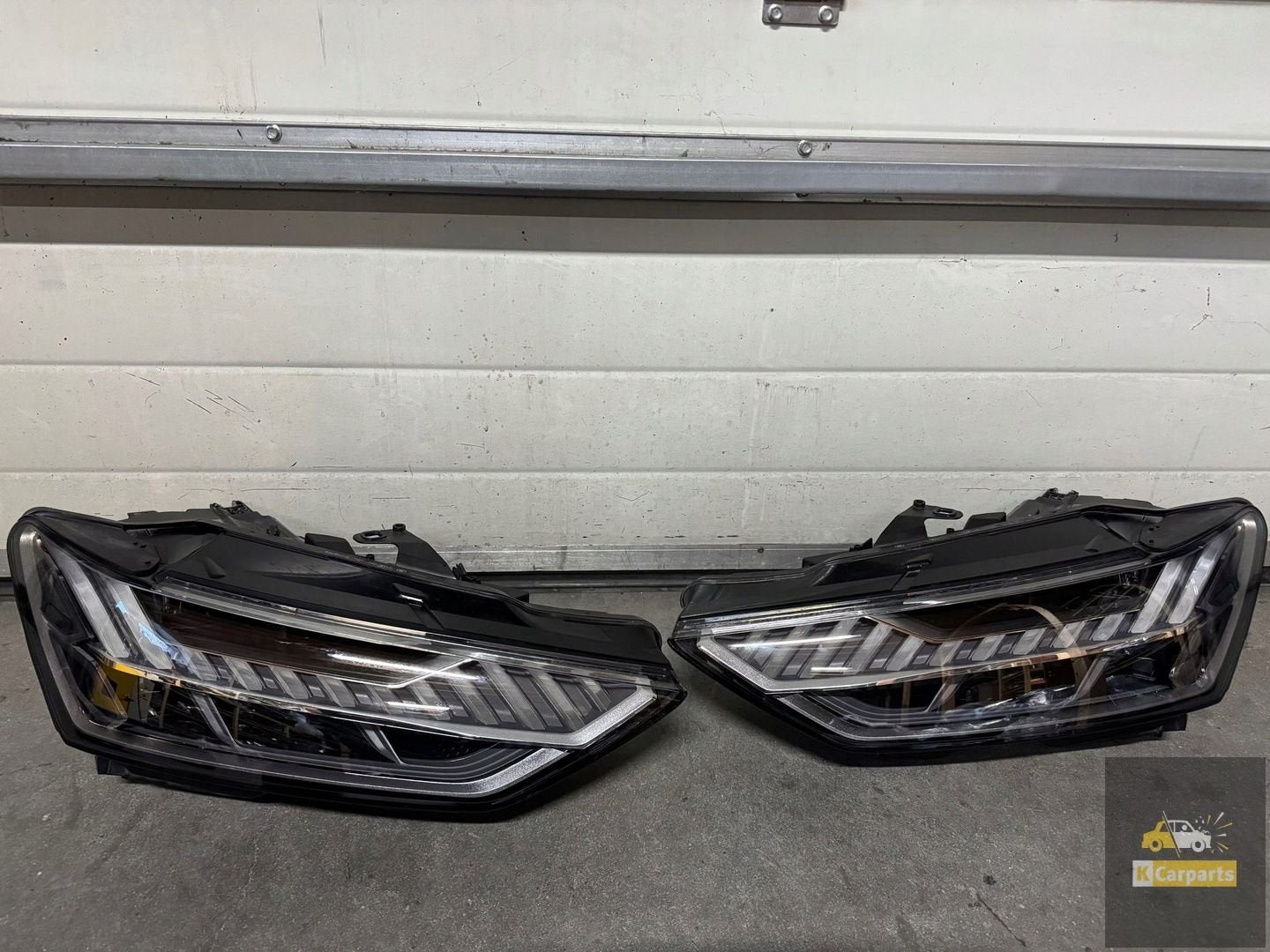 4K8941036F Audi A7 S7 4K8 VOLLEDIGE LED MATRIX links rechts, Auto-onderdelen, Gebruikt, AUDI AG, Auto-Union-Strasse 1
85045  Ingolstadt, DE
