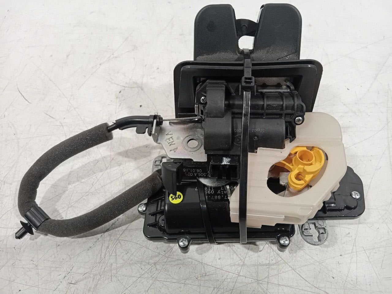 Slot mechaniek kofferdeksel achterklep elektrisch Audi SQ5, Autos : Pièces & Accessoires, Onderdelen@venauto.nl, Van der Ven Autorecycling B.V.