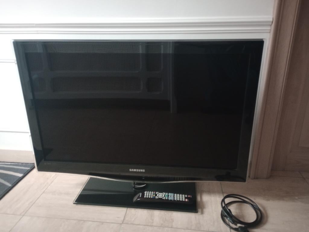 TV 37", Audio, Tv en Foto, Televisies, Ophalen, Gebruikt, LCD, 100 Hz