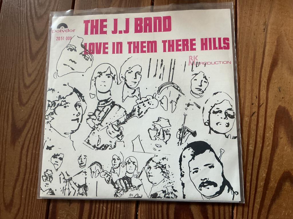 7” The J.J. band - love in them there hills, Ophalen of Verzenden, Zo goed als nieuw