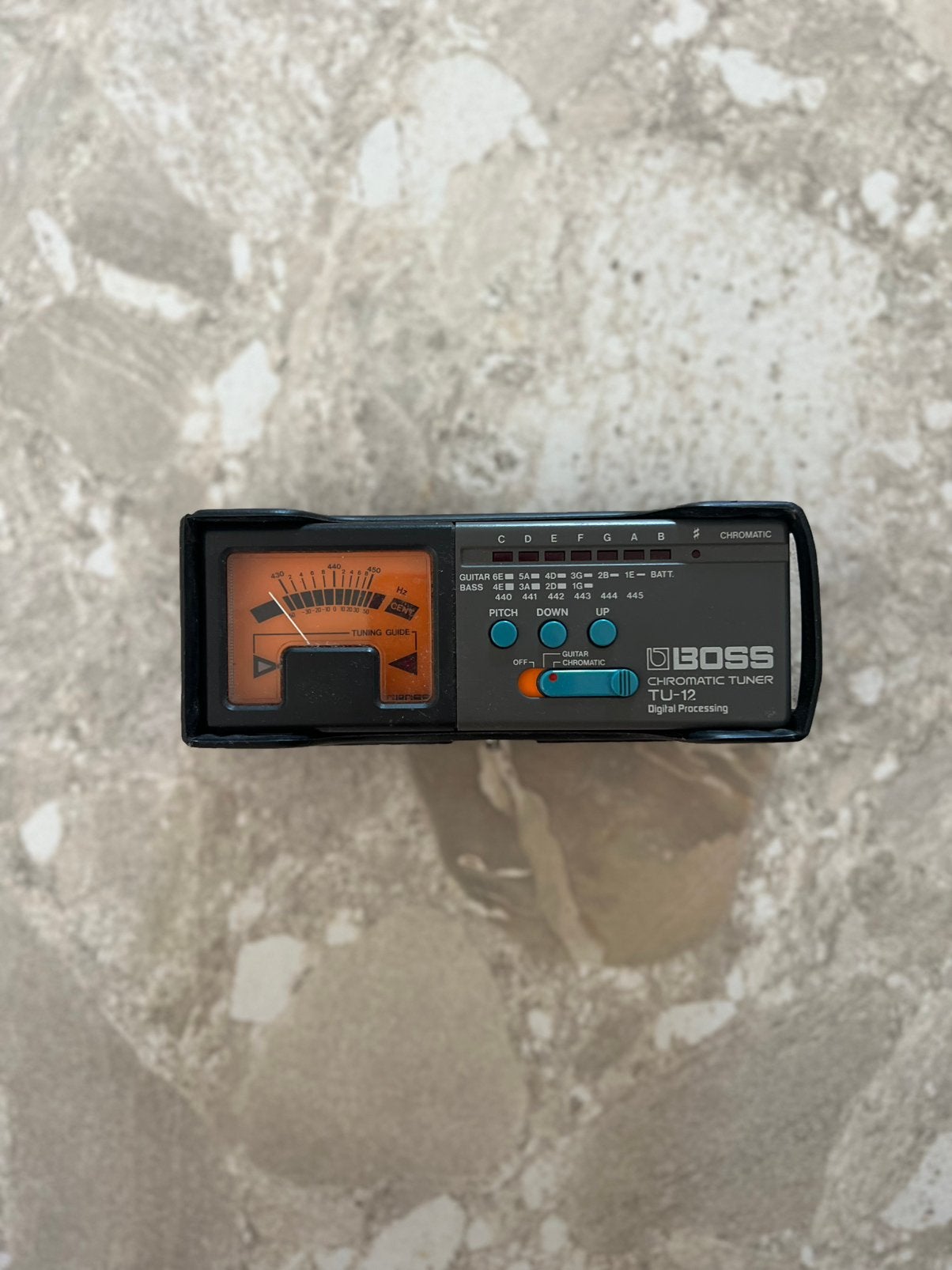 Boss Chromatic tuner Tu-12, Ophalen, Zo goed als nieuw