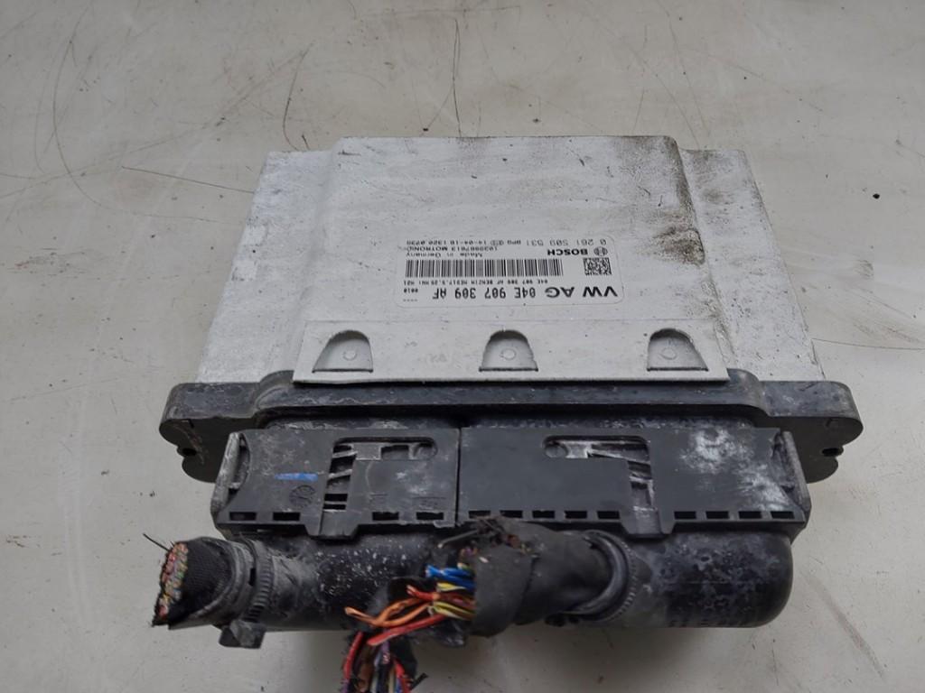 CALCULATEUR MOTEUR ECU Volkswagen Polo V (6R), Robert Bosch AG, Volkswagen, Utilisé, Robert-Bosch-Allee 1
74232  Abstatt, DE