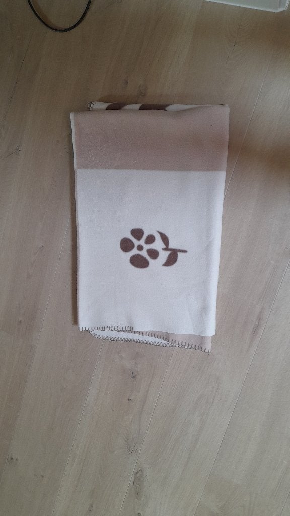 Fleece deken (140 cm x 115 cm), Gebruikt, Eenpersoons, Beige, Ophalen of Verzenden