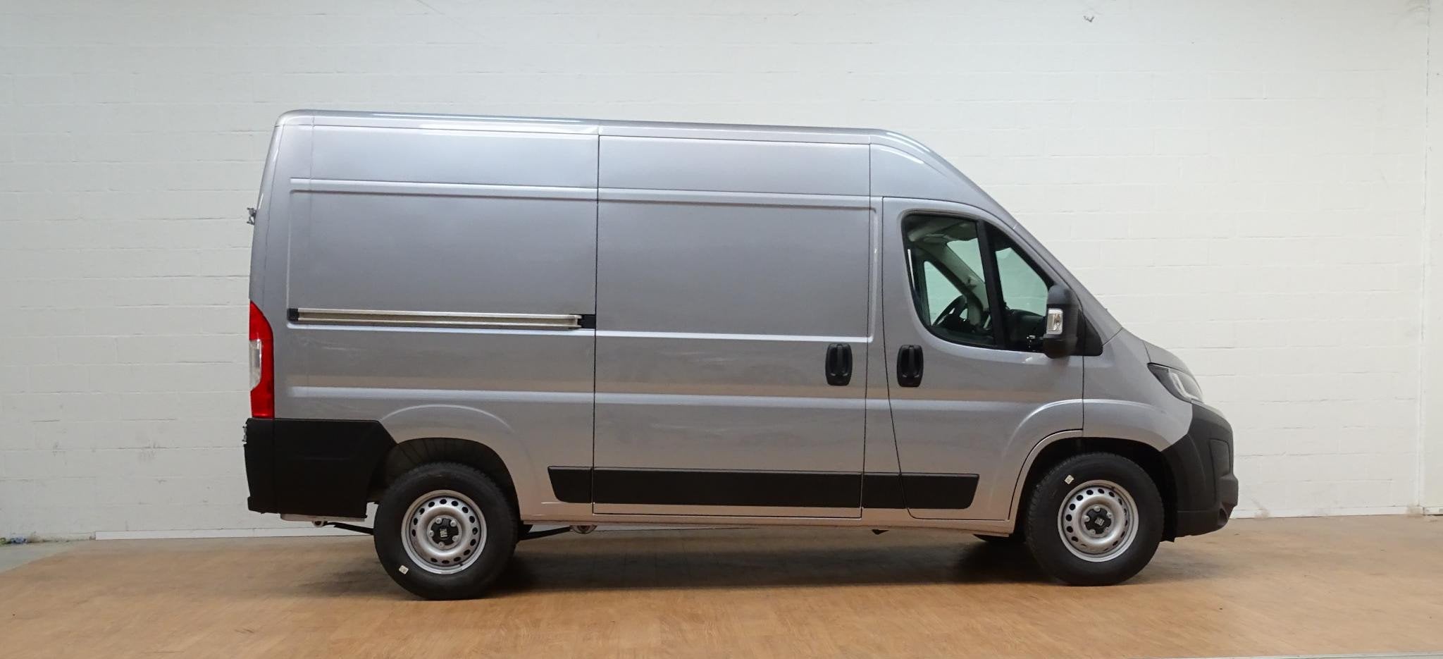 Fiat Ducato 2.2 BlueHDI 140 L2-H1 35 AT8, Auto's, 4 deurs, Stof, 4 cilinders, 2135 kg