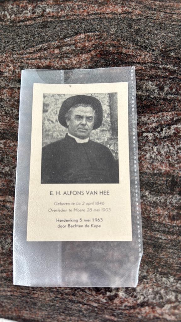Alfons Van Hee, Verzamelen, Ophalen