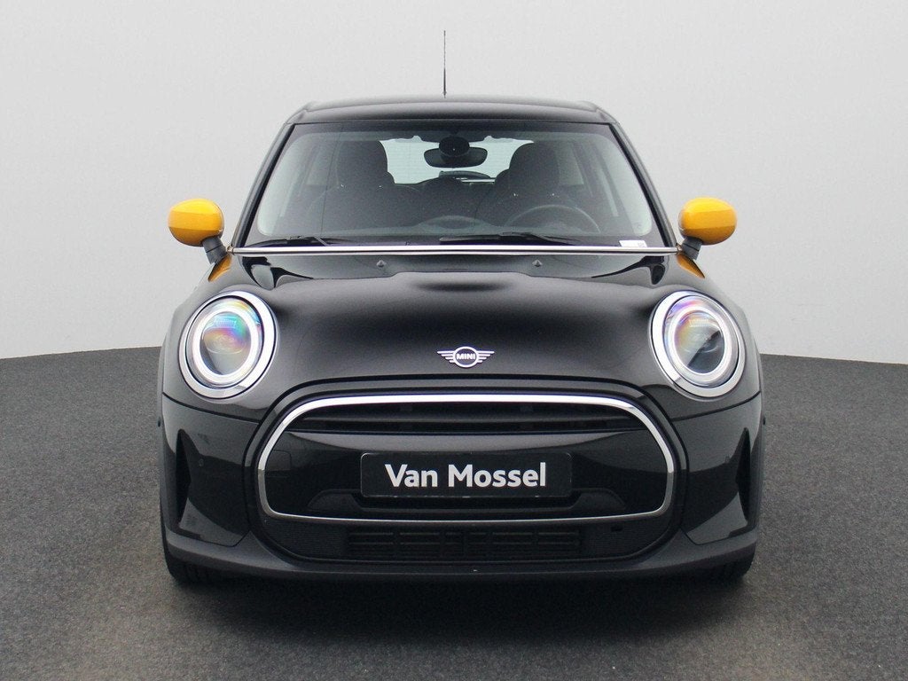 Mini Mini 5 door One NAVI | PDC, Voorwielaandrijving, 75 kW, Stof, Gebruikt