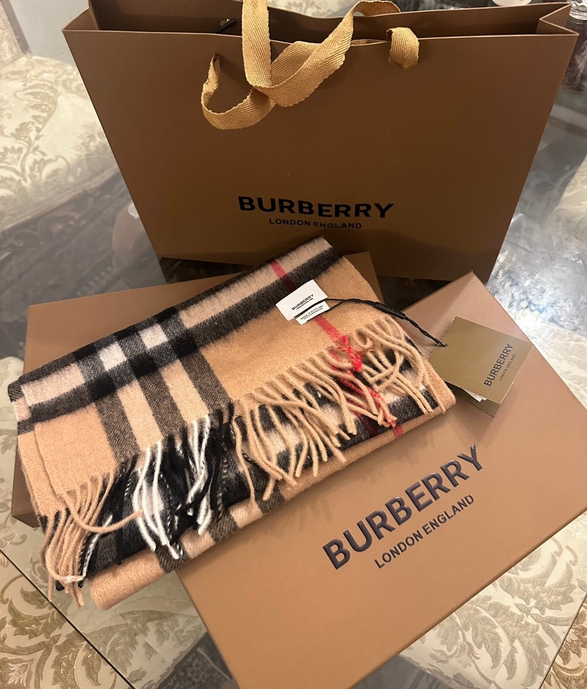 Burberry London Sjaal Cashmere - inclusief verpakking, Ophalen of Verzenden, Nieuw, Sjaal