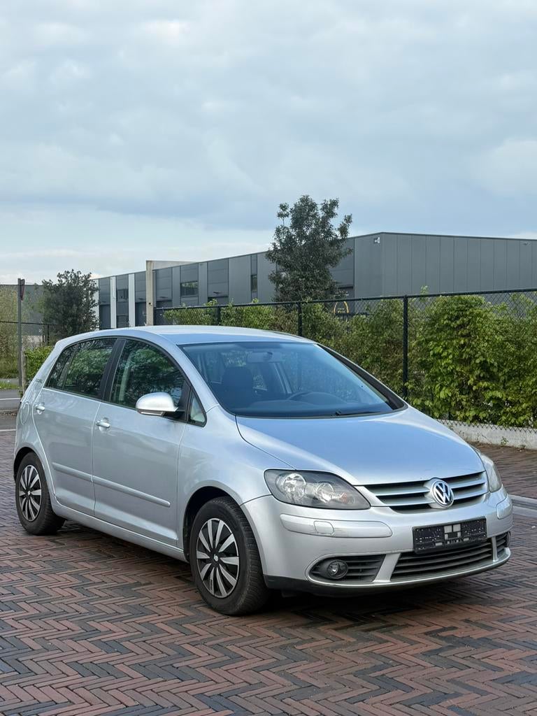 Vw golf plus goal edition 1.6i automaat + keuring, Auto's, Stof, Zwart, 5 deurs, Particulier