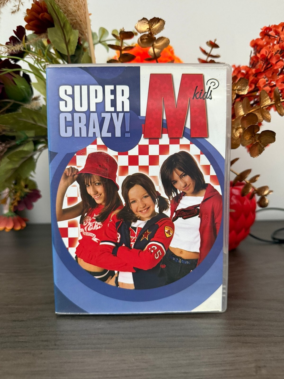 M-Kids Super Crazy dvd, CD & DVD, Enlèvement ou Envoi, Comme neuf