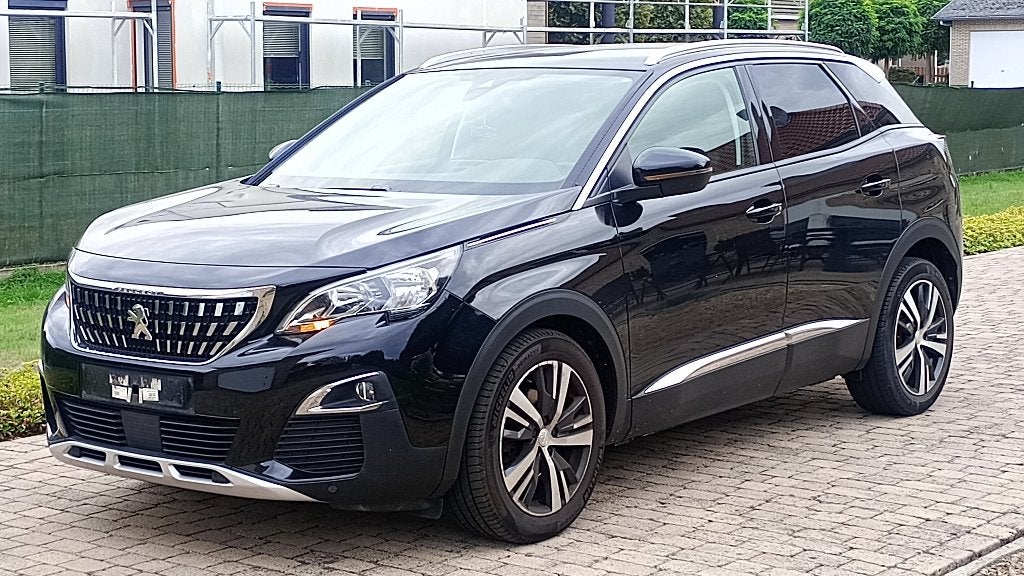 Peugeot 3008 in zeer mooie staat. Automaat., Dealer onderhouden, Leder en Stof, Zwart, Bedrijf