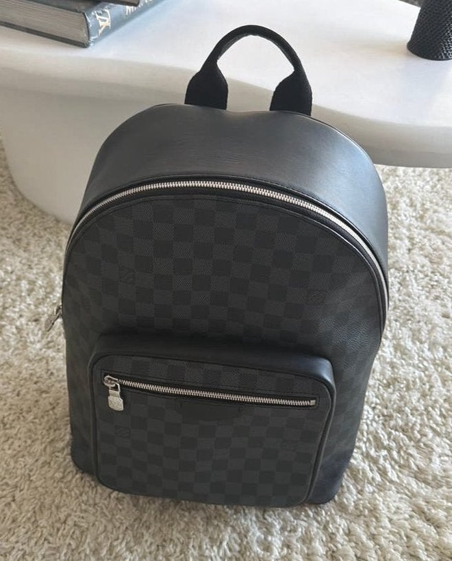 Louis Vuitton - Josh Backpack NV2, Handtassen en Accessoires, Beautycases, Ophalen, Zo goed als nieuw
