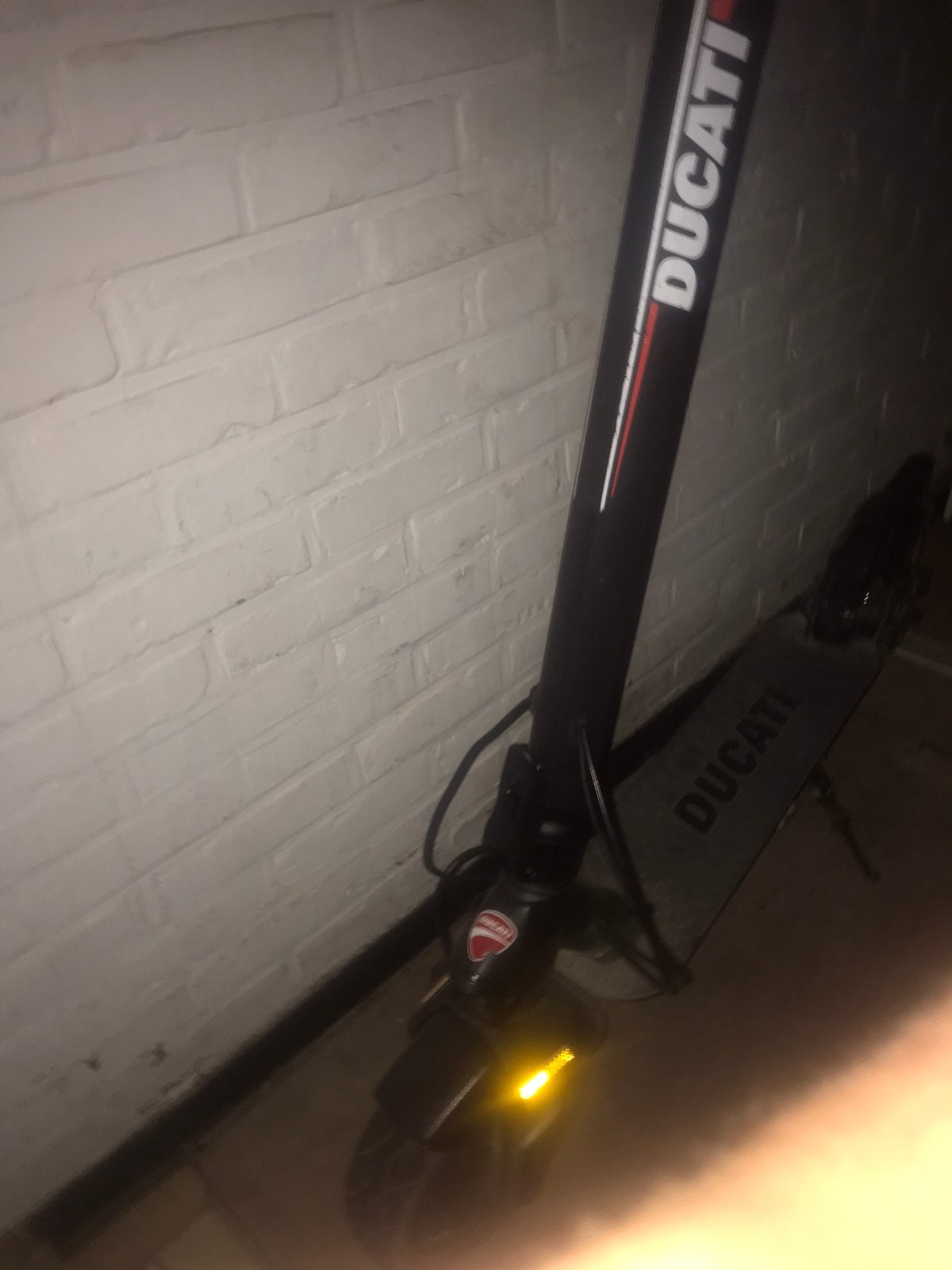Elektrische step beetje beschadigd oplader is kapot, Enlèvement, Utilisé