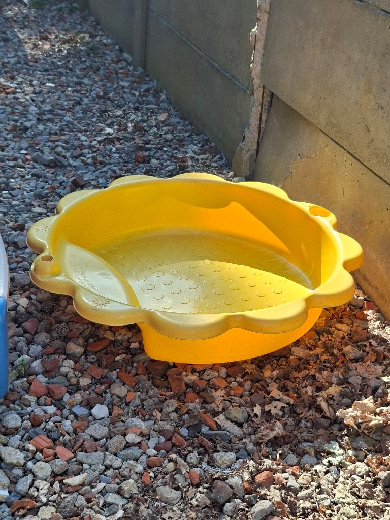 Schelp voor zwembadje of zandbak, Kinderen en Baby's, Speelgoed | Buiten | Zandbakken, Ophalen, Gebruikt