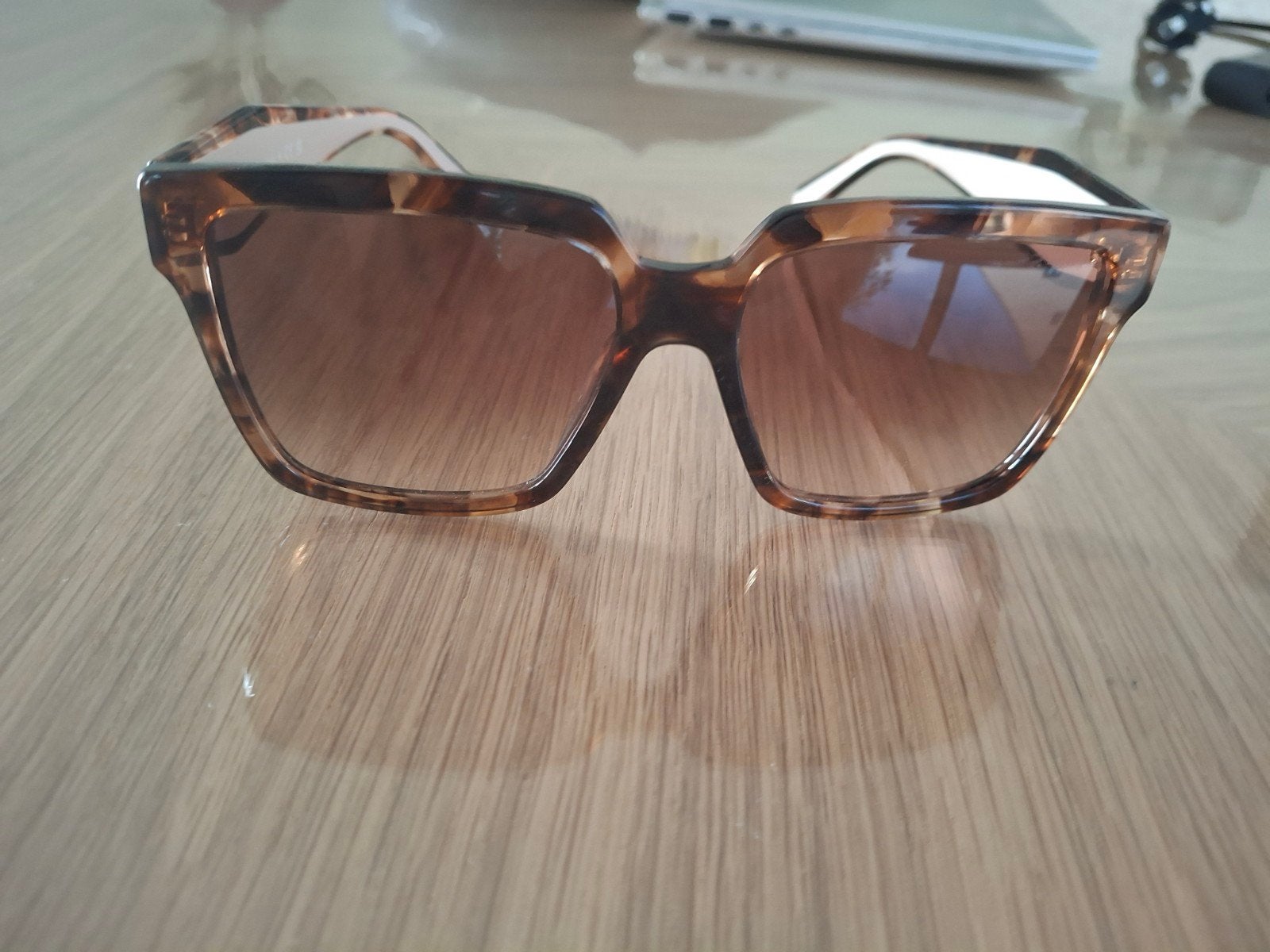 Bril., Ophalen, Zo goed als nieuw, Bril, Prada